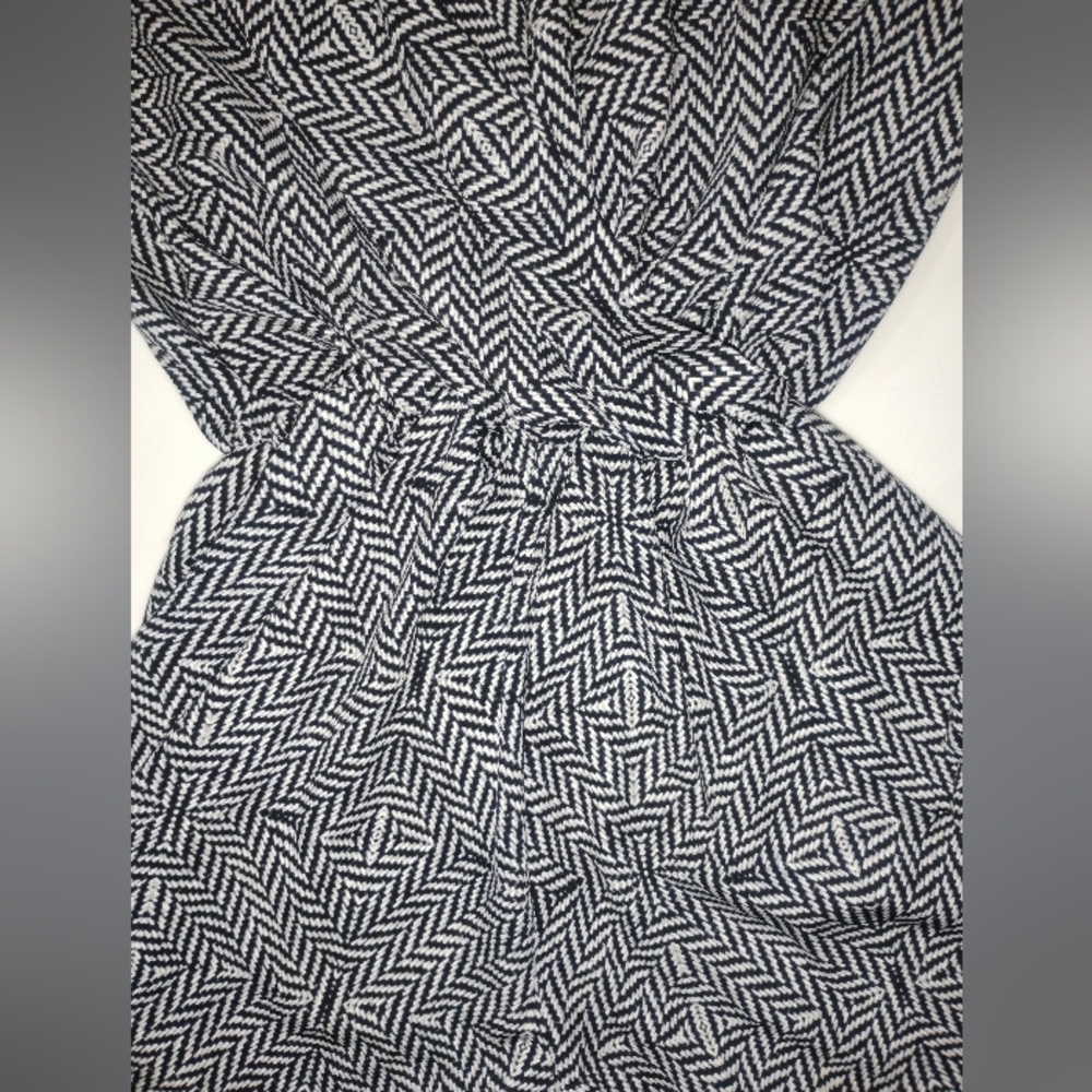 Chic Black And White Patterned Romper - image 2